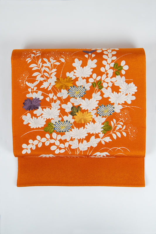 ぎをん齋藤の御所解帯 秋草づくし 朱地