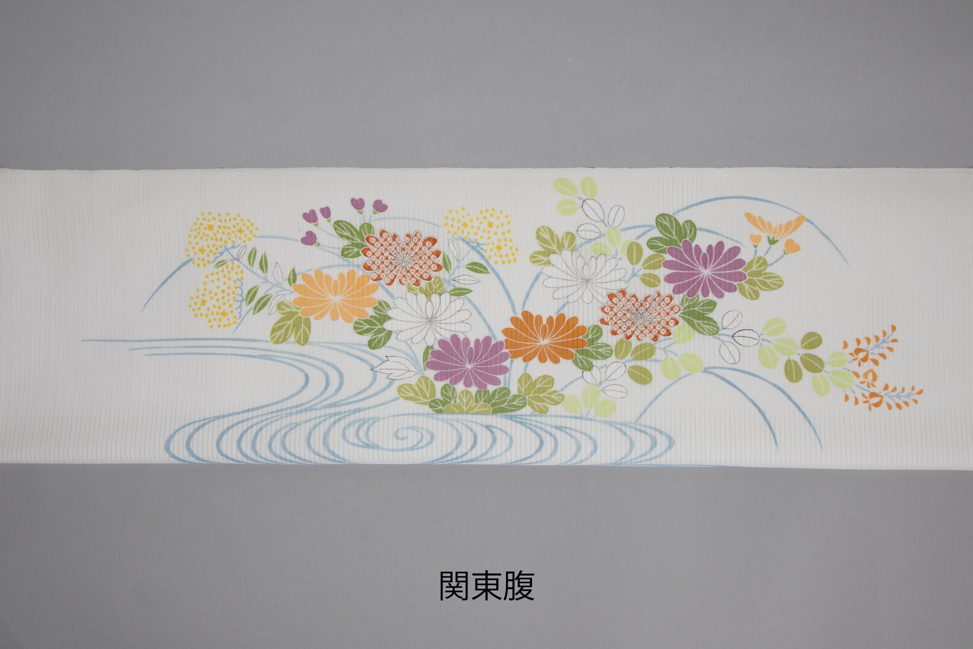 ぎをん齋藤の白色の駒絽夏御所解帯の関東腹の写真