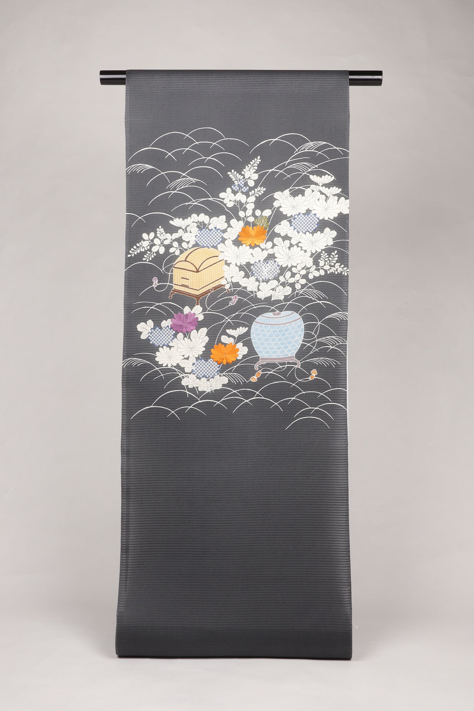 ぎをん齋藤の御所解 染名古屋帯 虫籠（夏物） – ぎをん齋藤【御所解帯