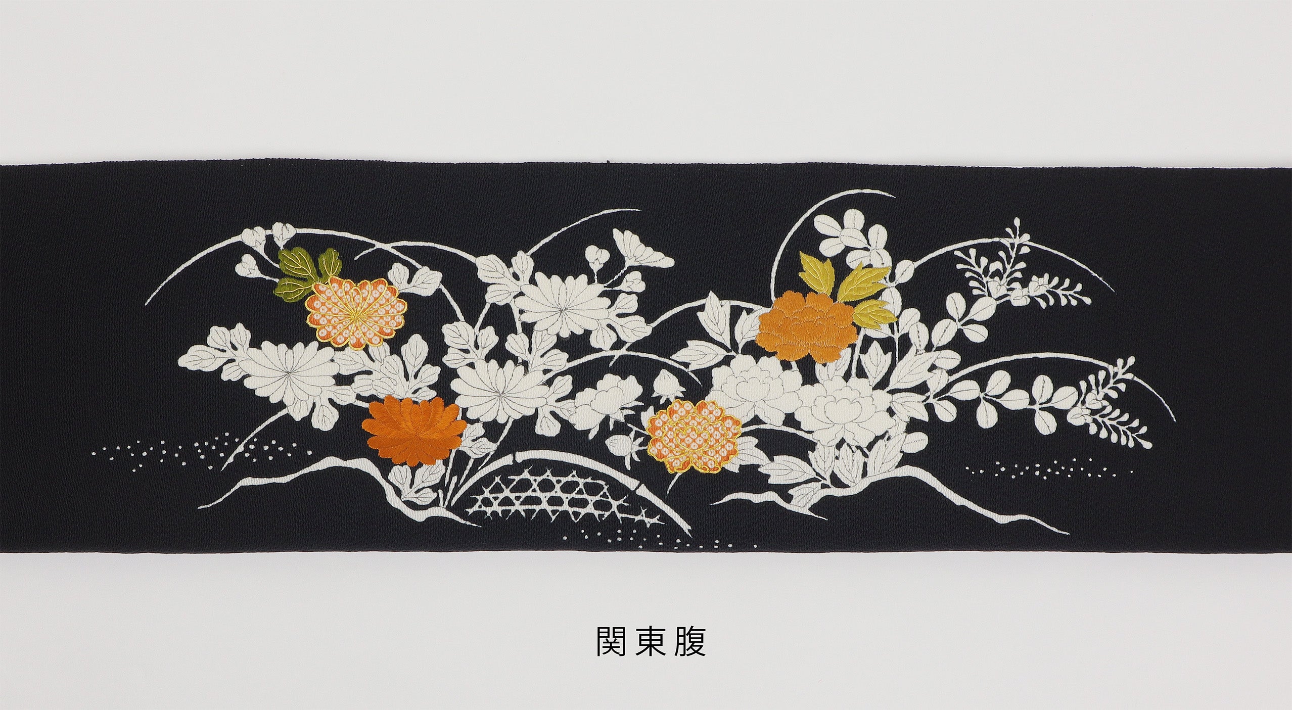 ぎをん齋藤 縮緬 黒地 御所解 檜扇柄 染め帯 縮緬 御所解帯 黒地 花籠 No.82781 – ぎをん齋藤【御所解帯お買い物】