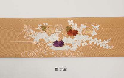 縮緬　御所解帯　白茶地　秋草尽くし　No.82822