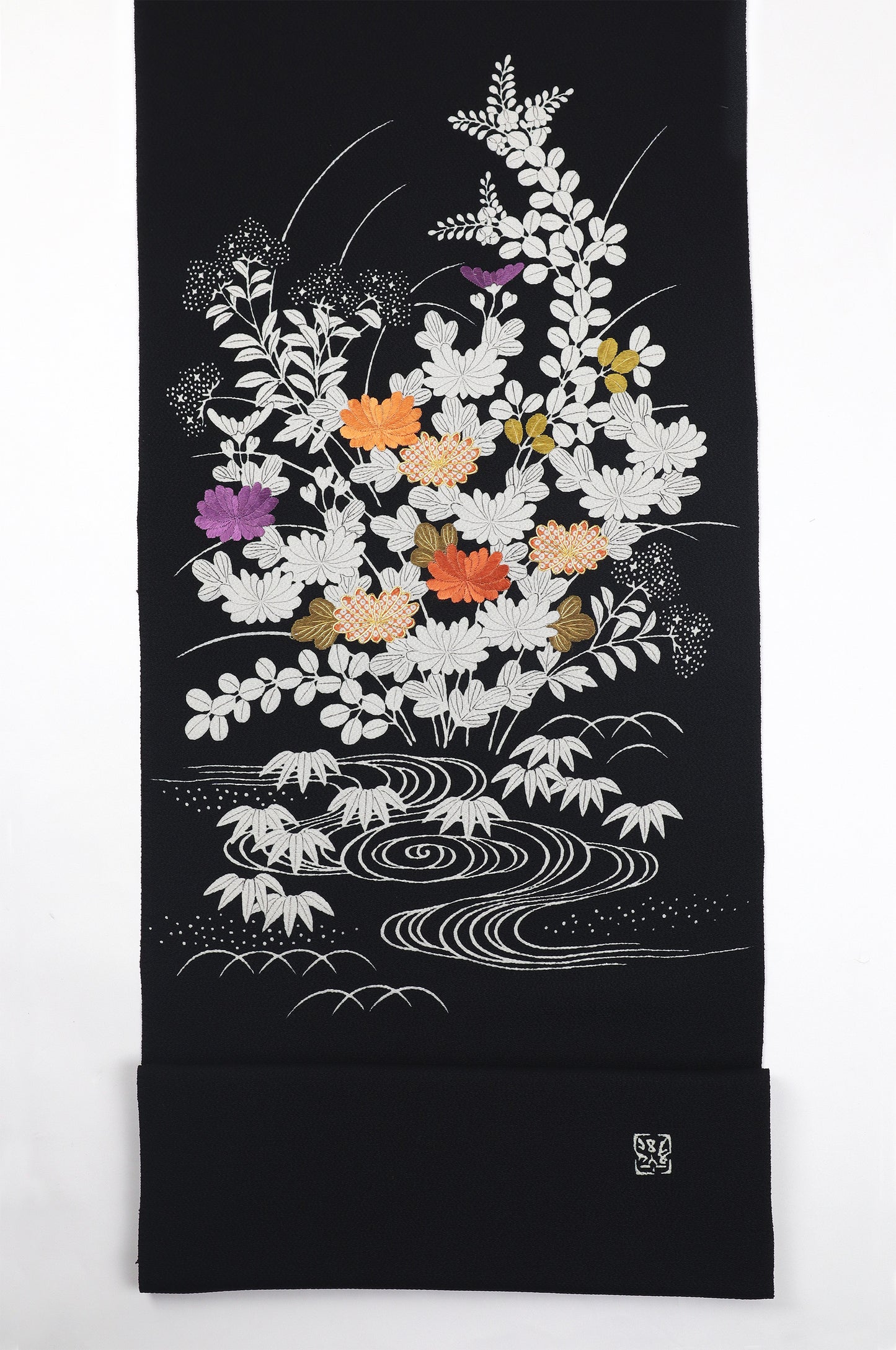 縮緬　御所解帯　黒地　秋草尽くし　No.82831