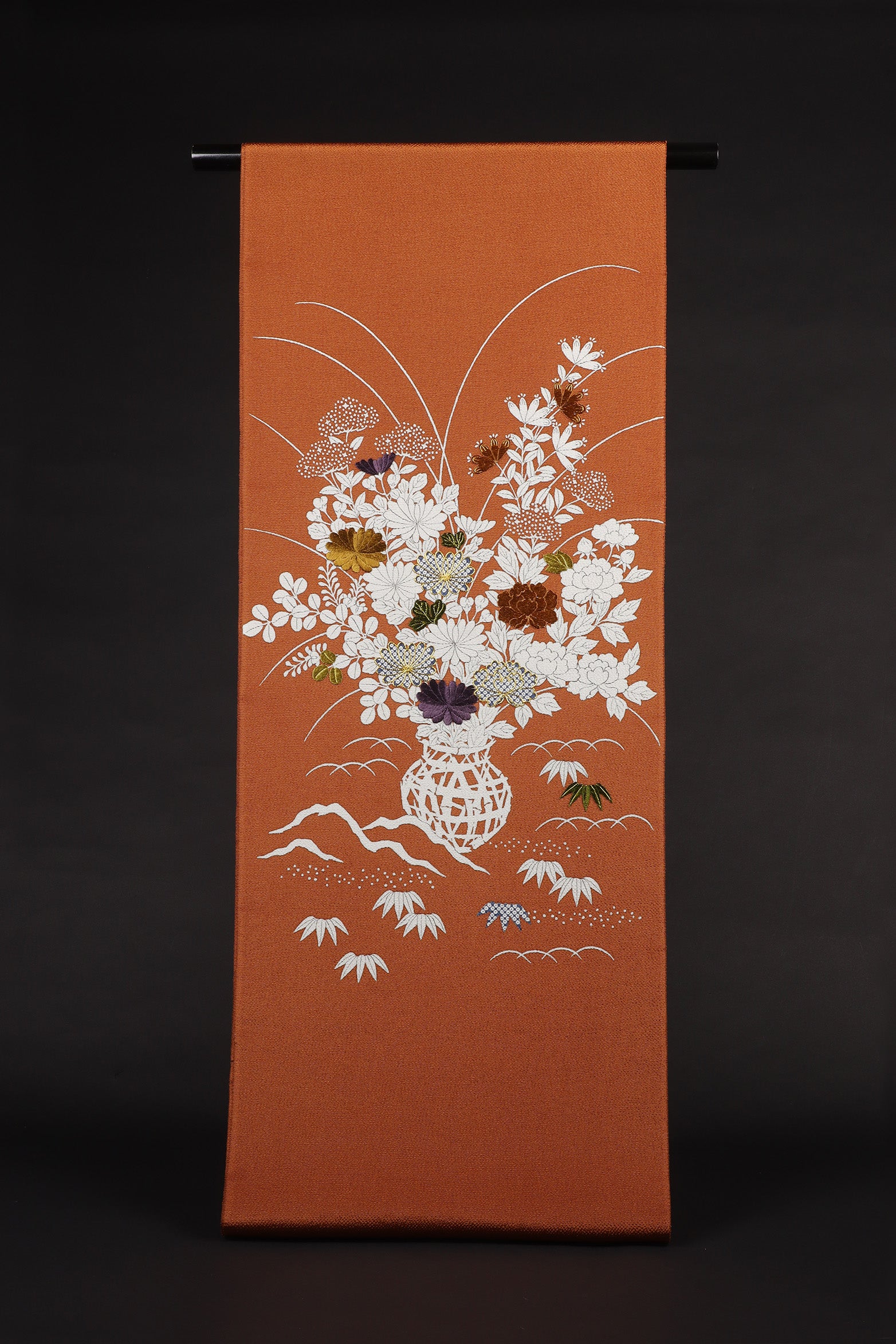 ぎをん齋藤の御所解 染名古屋帯 花籠（袷） – ぎをん齋藤【御所解帯お