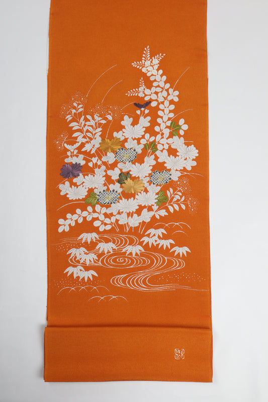 ぎをん齋藤の御所解帯 秋草づくし 朱地