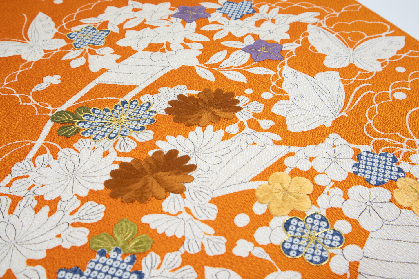  ぎをん齋藤の御所解帯 花車 朱地